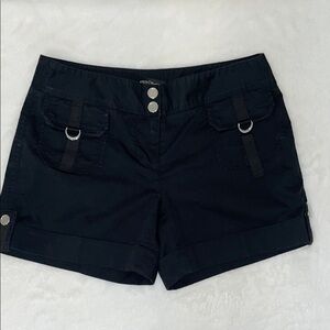 White House Black Market Women's Shorts Size 4